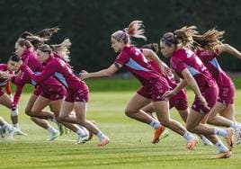 Entrenamiento de la selección española femenina en Nueva Zelanda.