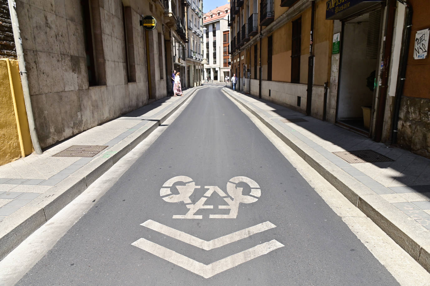 Un paseo en imágenes por la calle Fray Luis de León