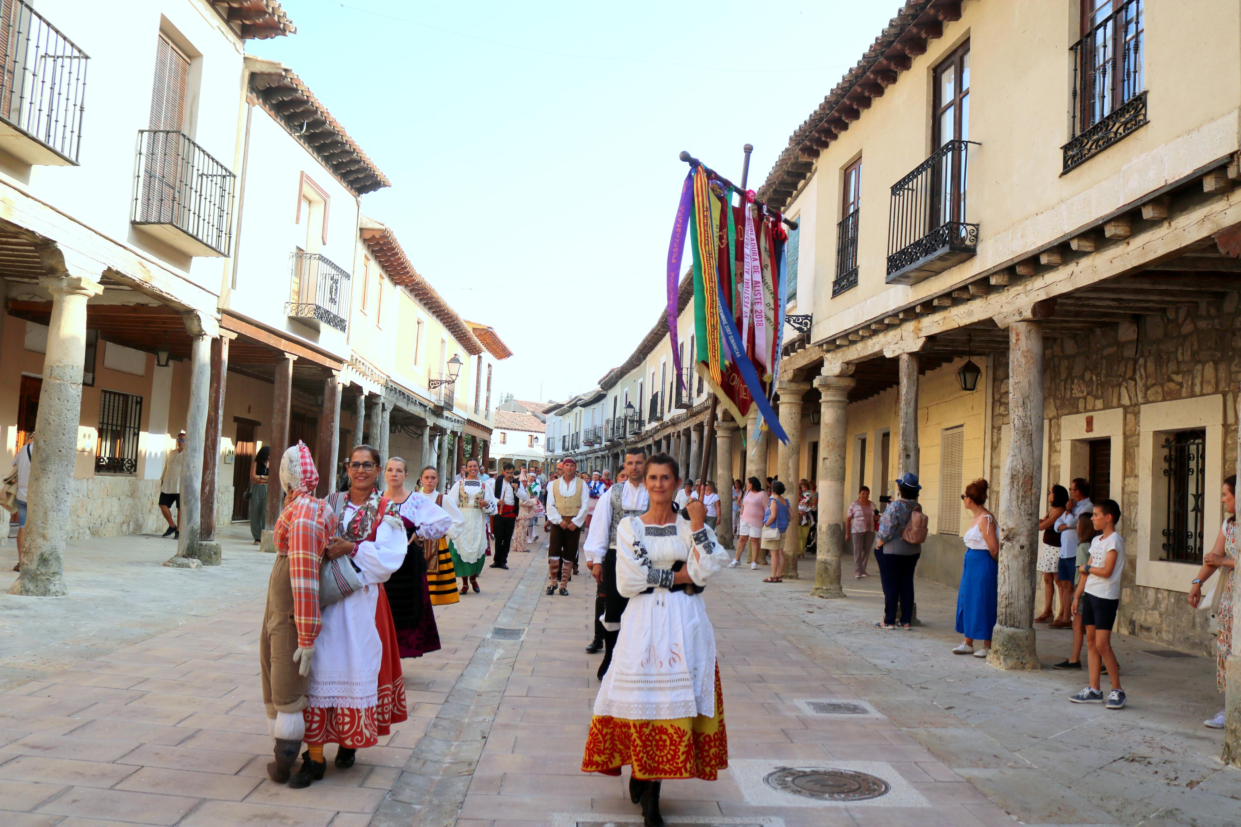 Cita con la Danza y el Paloteo en Ampudia