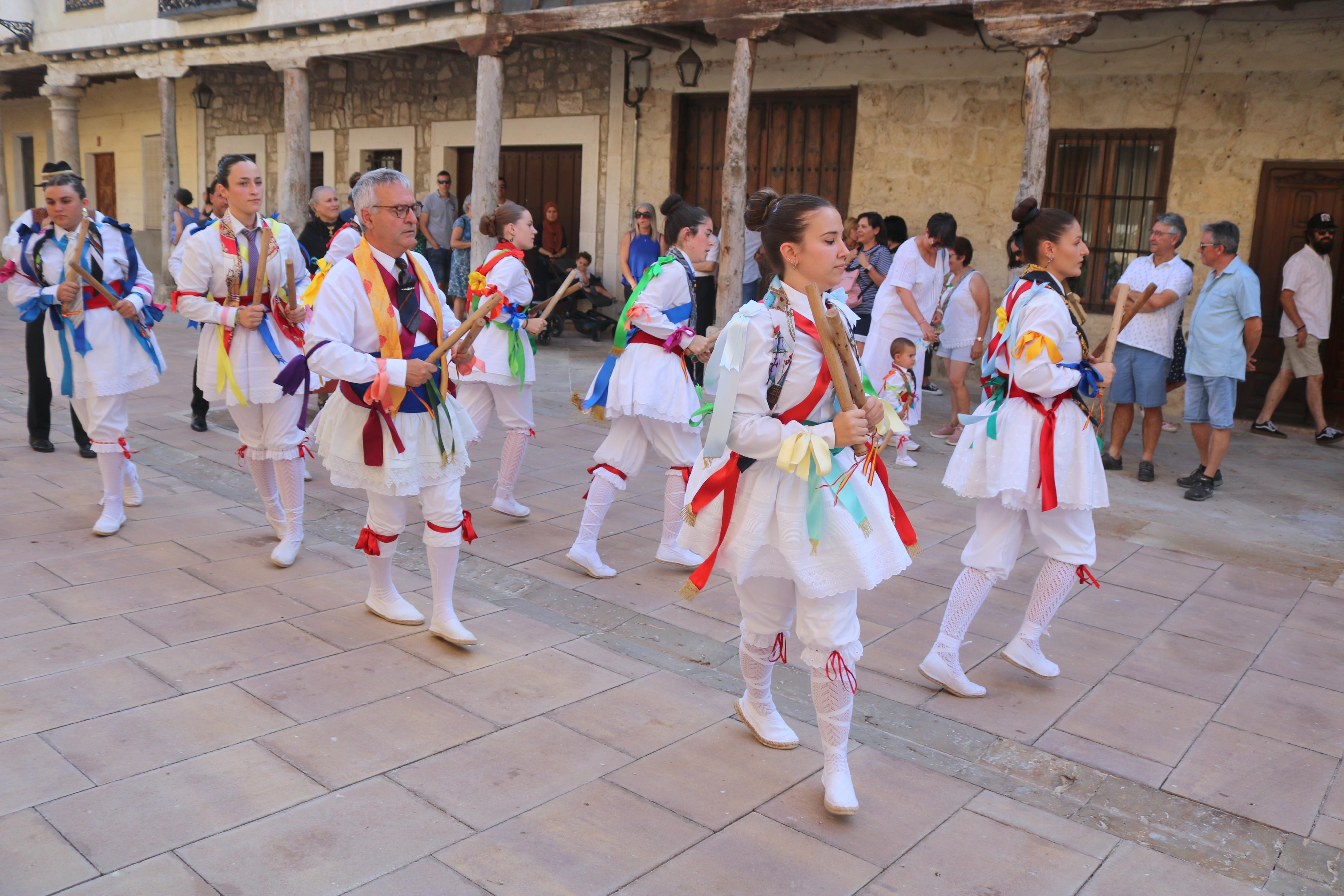 Cita con la Danza y el Paloteo en Ampudia