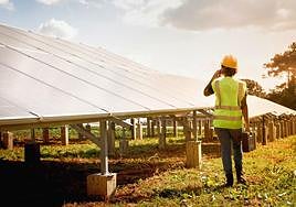 Santander facilita la transición energética a las empresas de Castilla y León