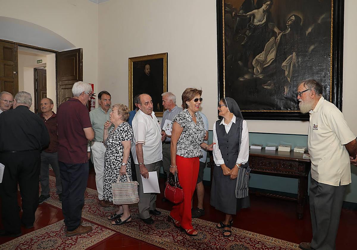 Algunos de los misioneros palentinos se reunieron este jueves en el Obispado de la capital.