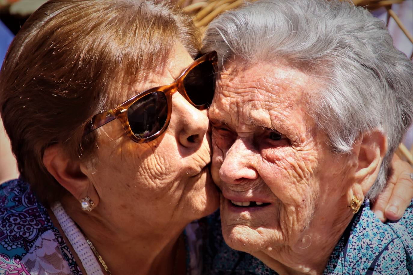 Fiesta sorpresa en Villafrechós para celebrar los 100 años de Eladia Ares