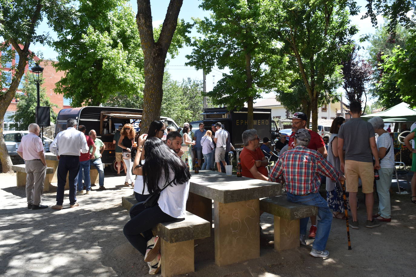 Éxito de la Feria de Artesanía y Productos de la Montaña Palentina en Cervera