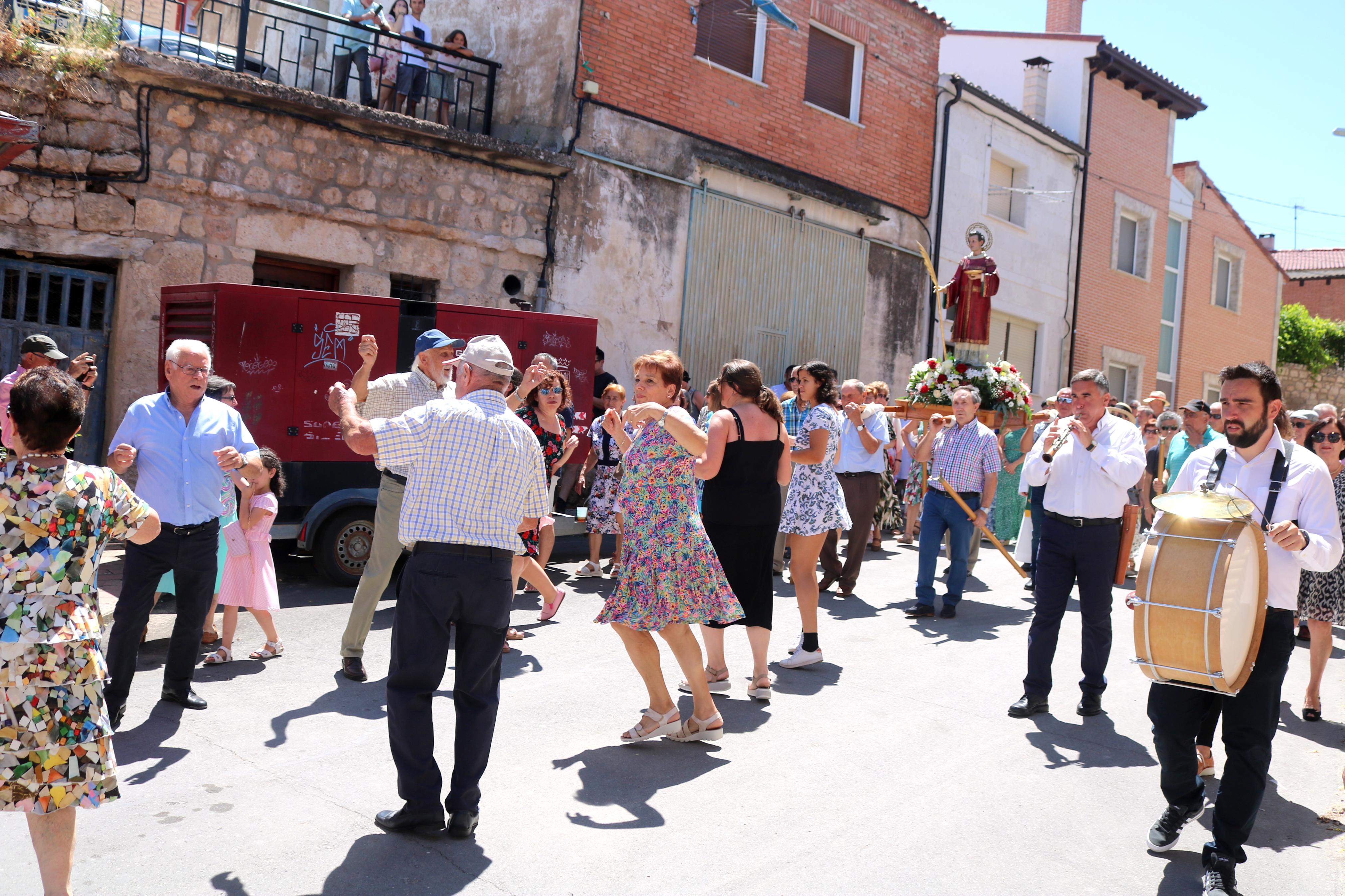 Cobos de Cerrato, fiel a San Román