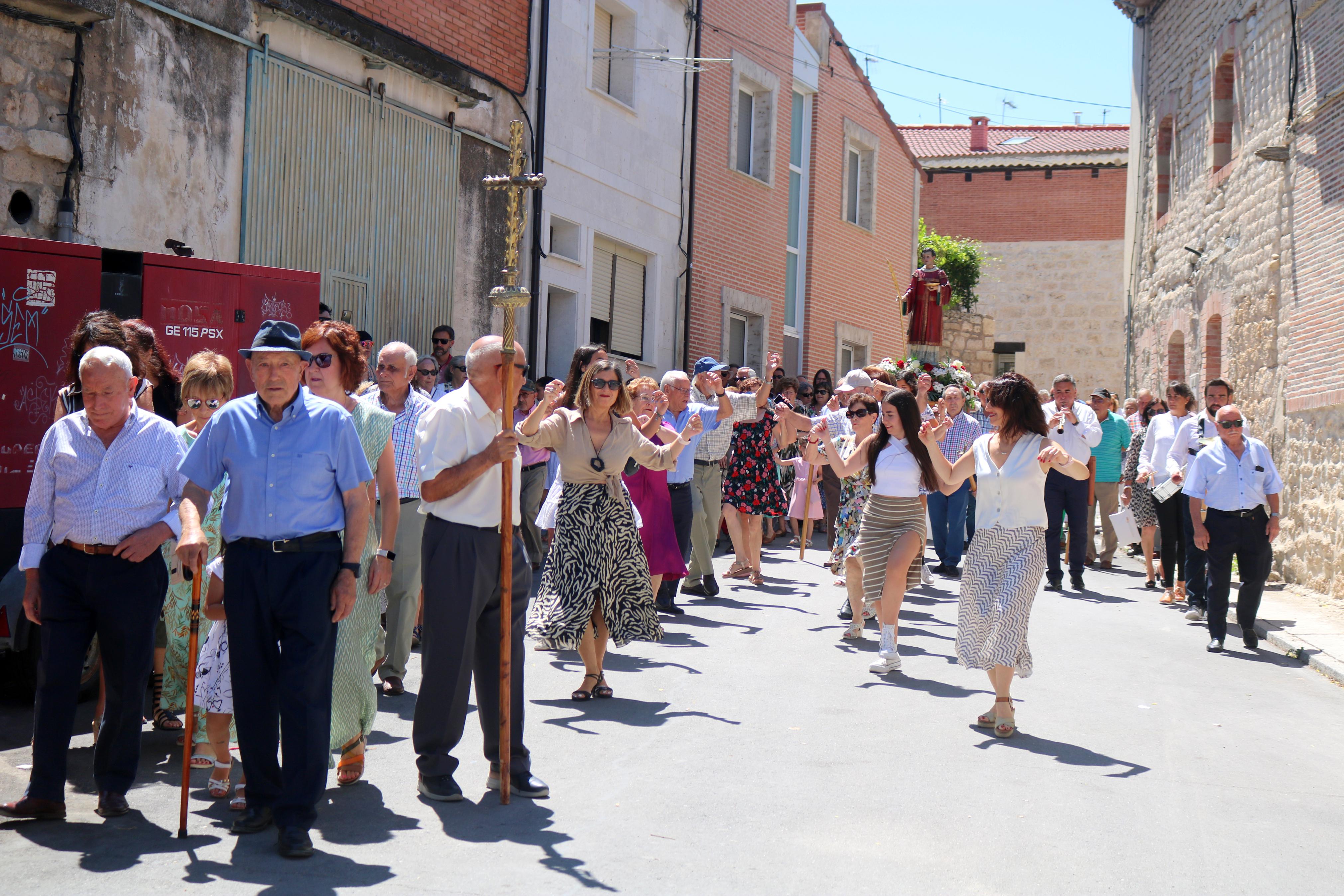 Cobos de Cerrato, fiel a San Román