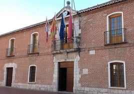 Fachada del Ayuntamiento de Laguna de Duero.