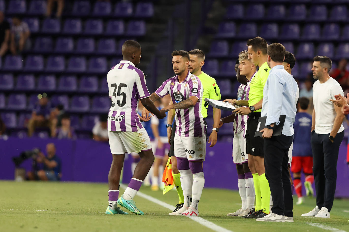 La victoria del Real Valladolid ante el Rayo Vallecano, en imágenes