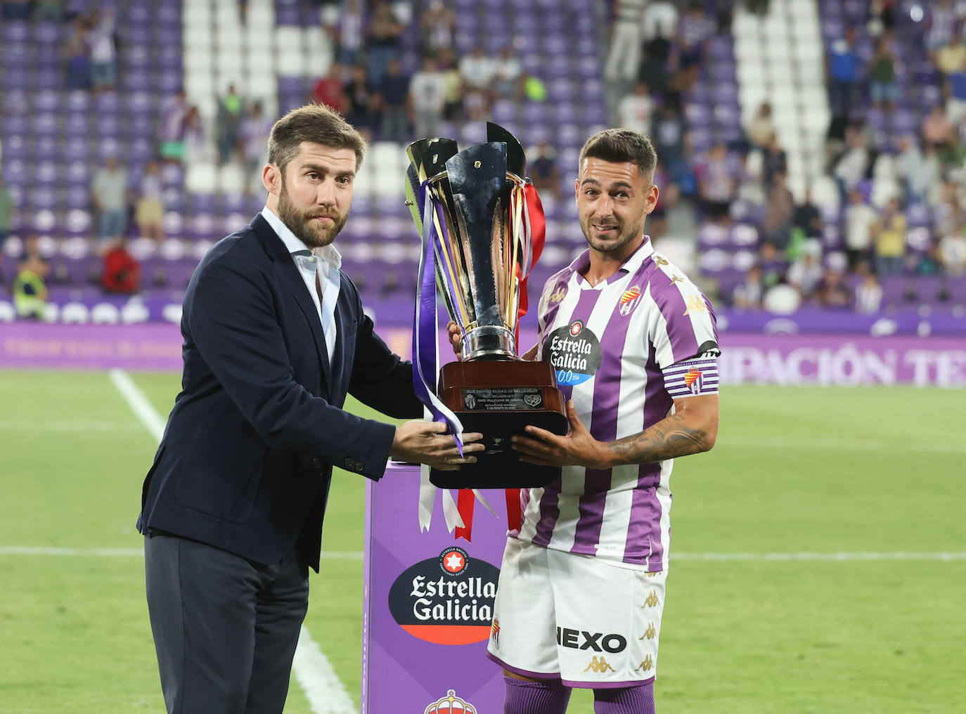 La victoria del Real Valladolid ante el Rayo Vallecano, en imágenes