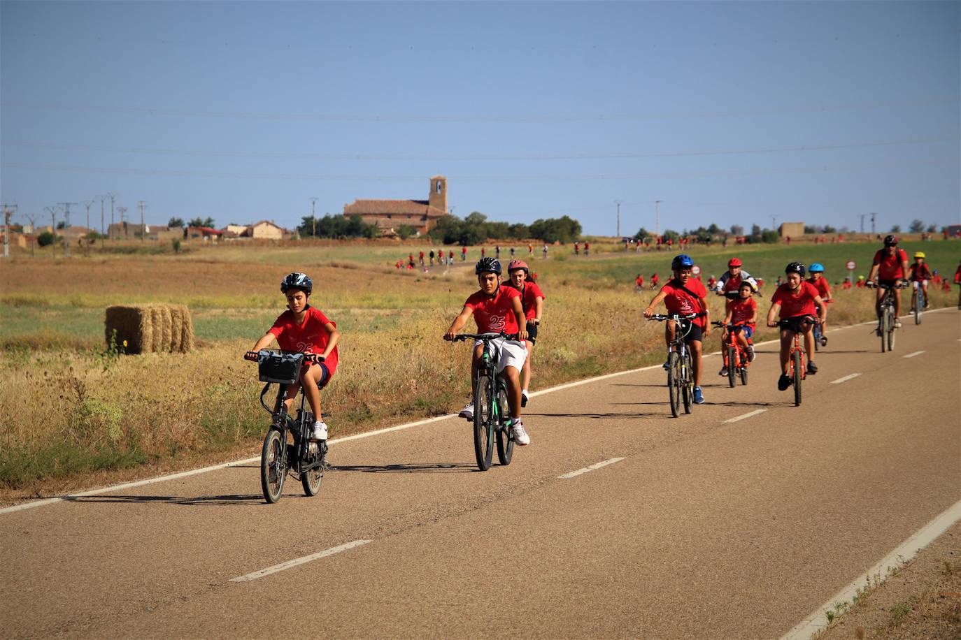 Tordehumos celebra la 25 edición de su marcha cicloturista (2/3)