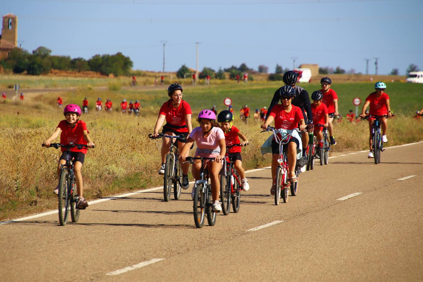 Tordehumos celebra la 25 edición de su marcha cicloturista (2/3)