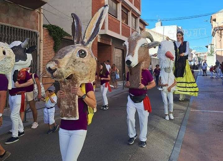 El primer día de las fiestas populares de agosto de Íscar, en imágenes (1/2)