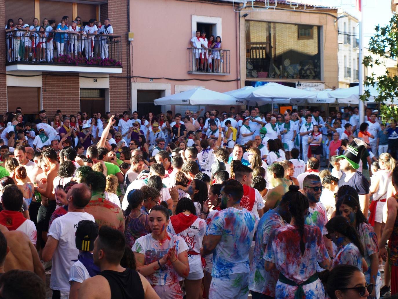 El primer día de las fiestas populares de agosto de Íscar, en imágenes (1/2)