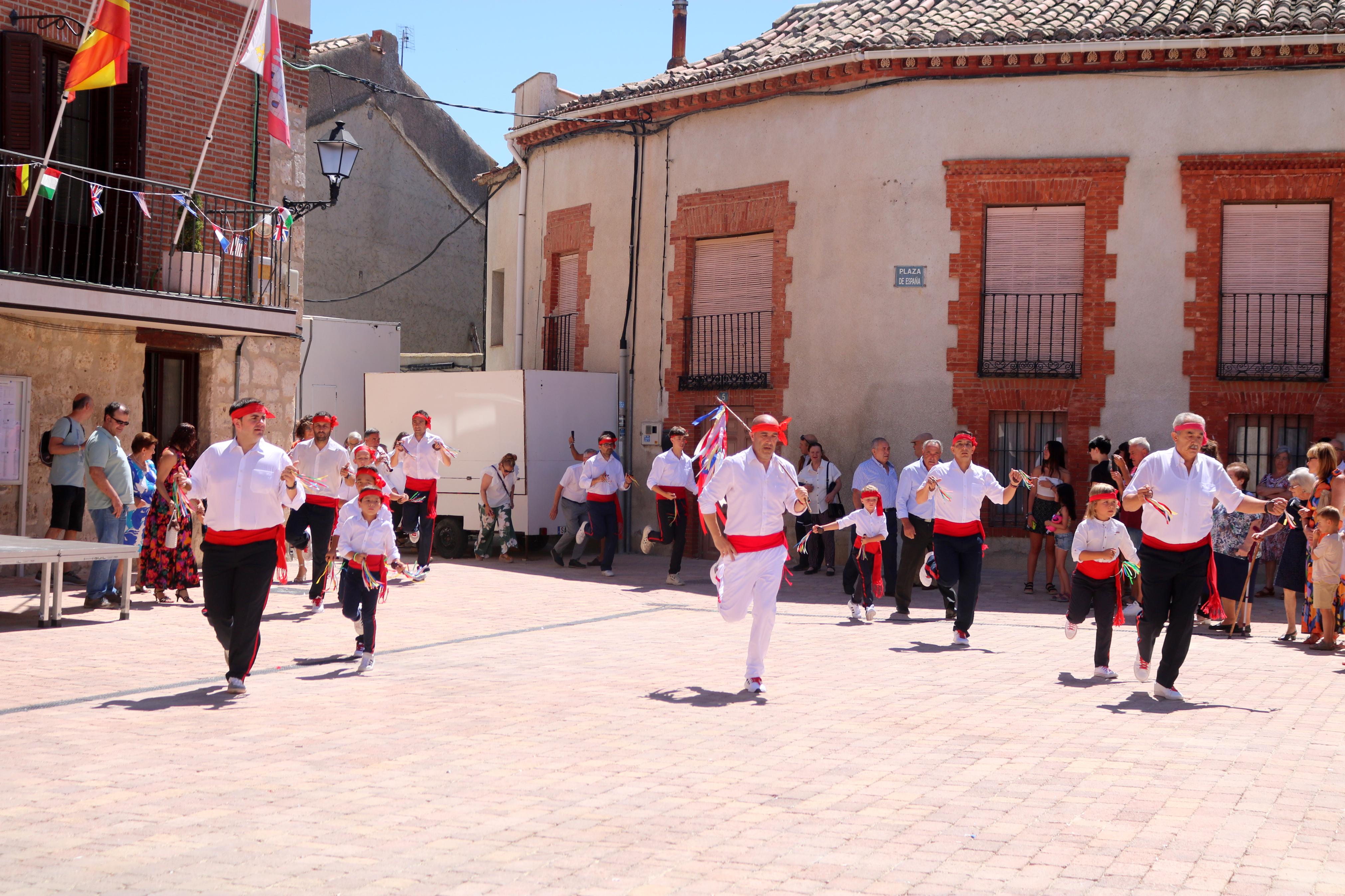 Magaz de Pisuerga danza a San Mamés