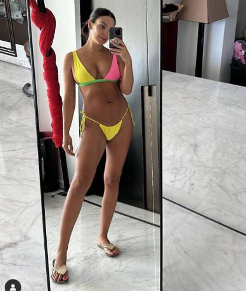 Primer posado en bikini de la presentadora, tras dar a luz.