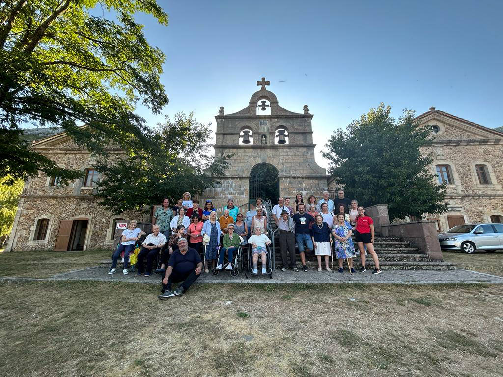 Los mayores de la residencia Tercera Actividad son viajeros