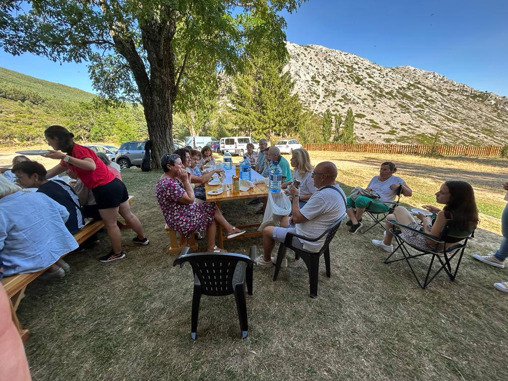 Los mayores de la residencia Tercera Actividad son viajeros