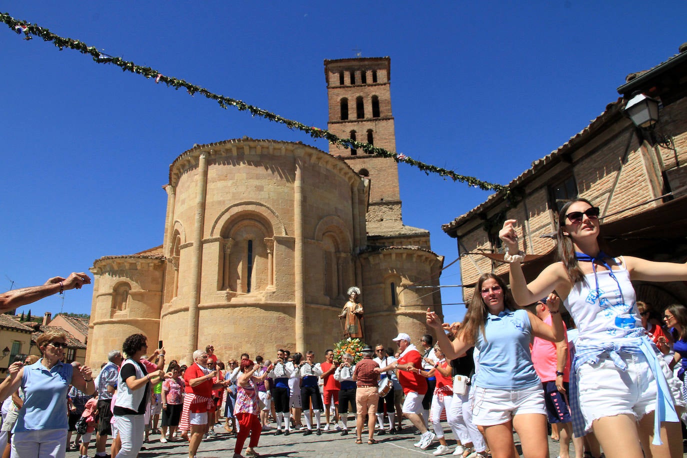 Procesión en el barrio de San Lorenzo