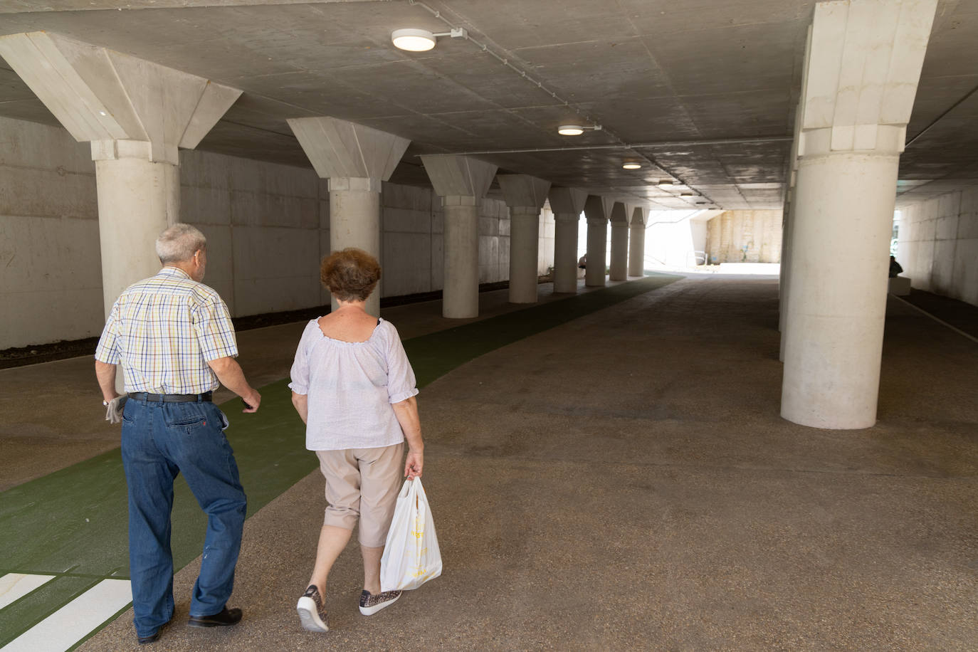 Apertura del paso peatonal bajo las vías entre Delicias y Panaderos
