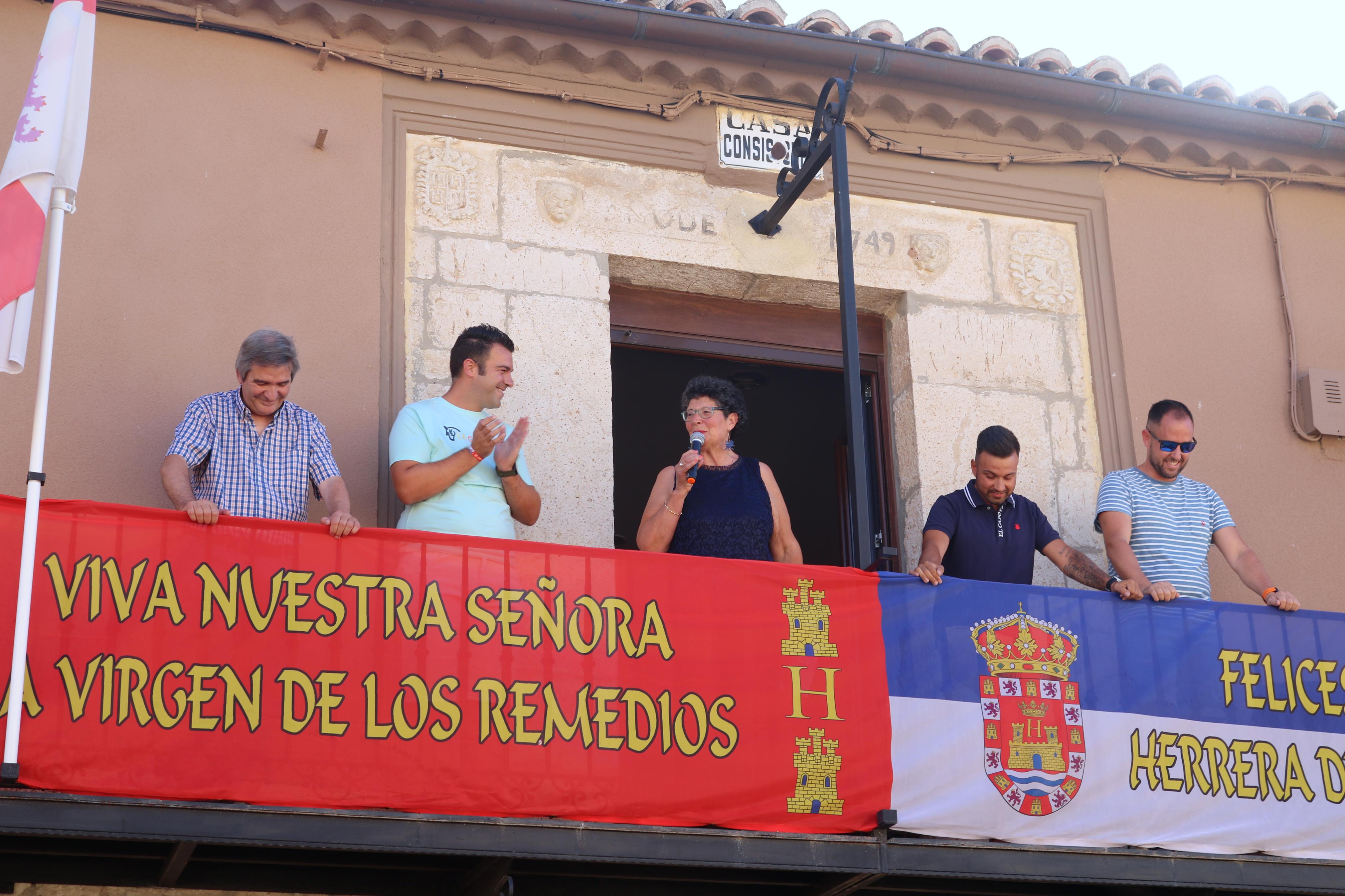 Herrera de Valdecañas se rinde a la Virgen de los Remedios