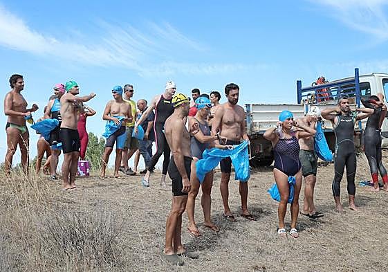 V Travesía a nado Canal de Castilla en Paredes de Nava