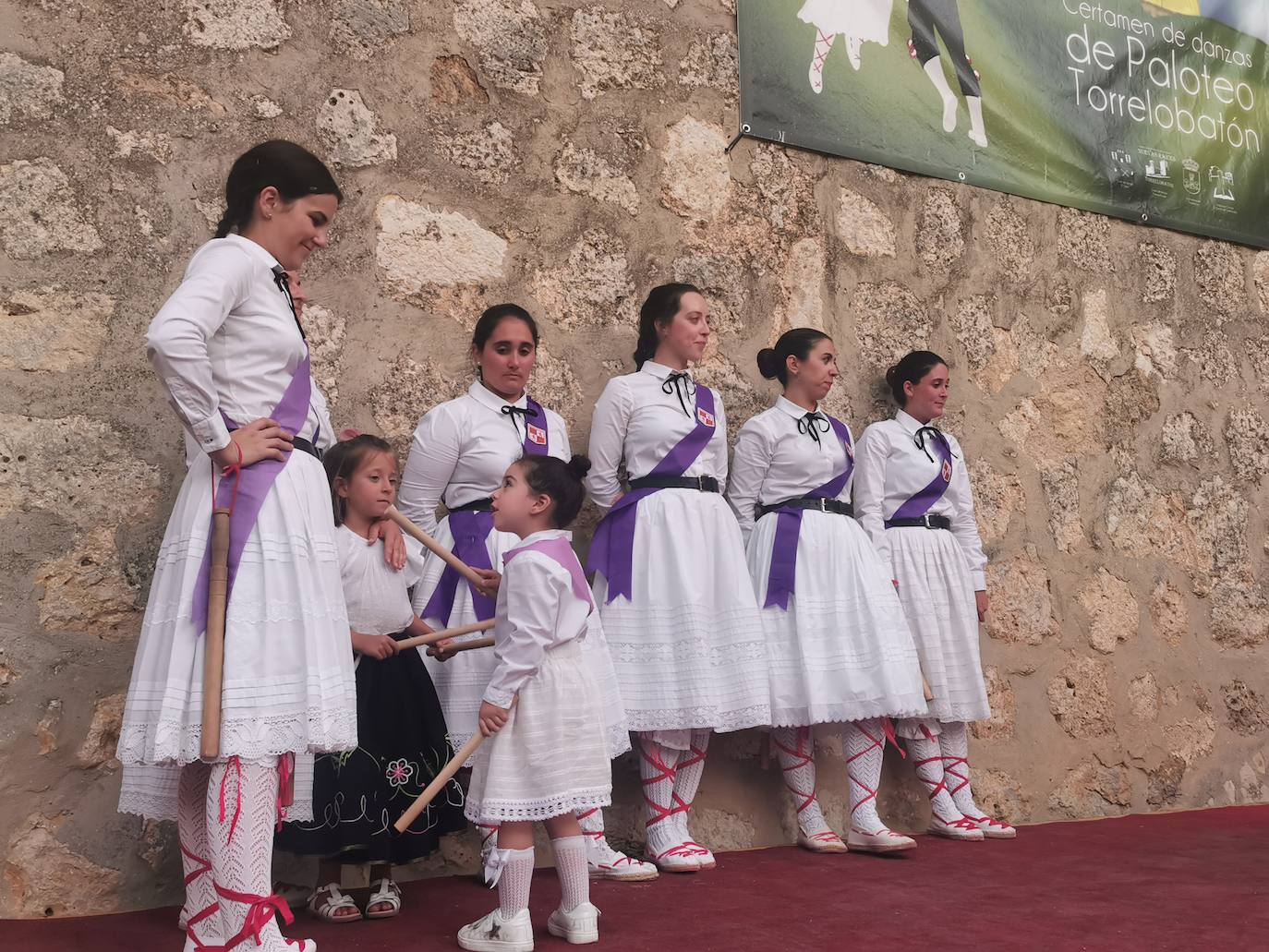 Torrelobatón celebra su XV Certamen de Paloteo