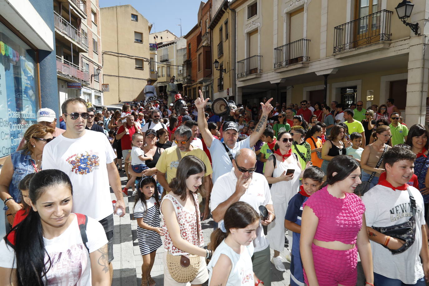 En imágenes, el comienzo de las fiestas de Peñafiel