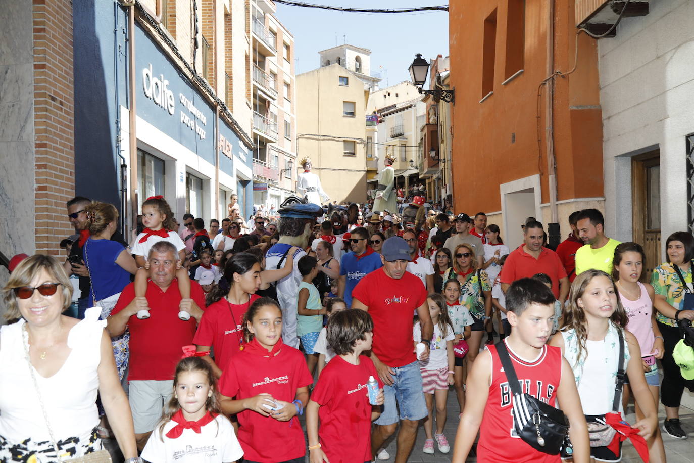 En imágenes, el comienzo de las fiestas de Peñafiel
