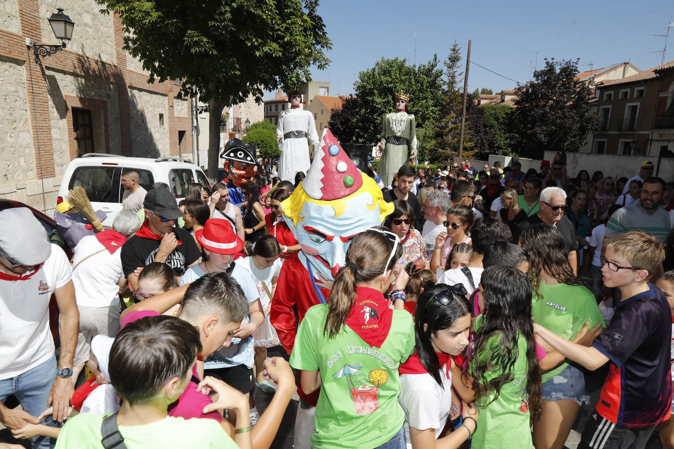 En imágenes, el comienzo de las fiestas de Peñafiel