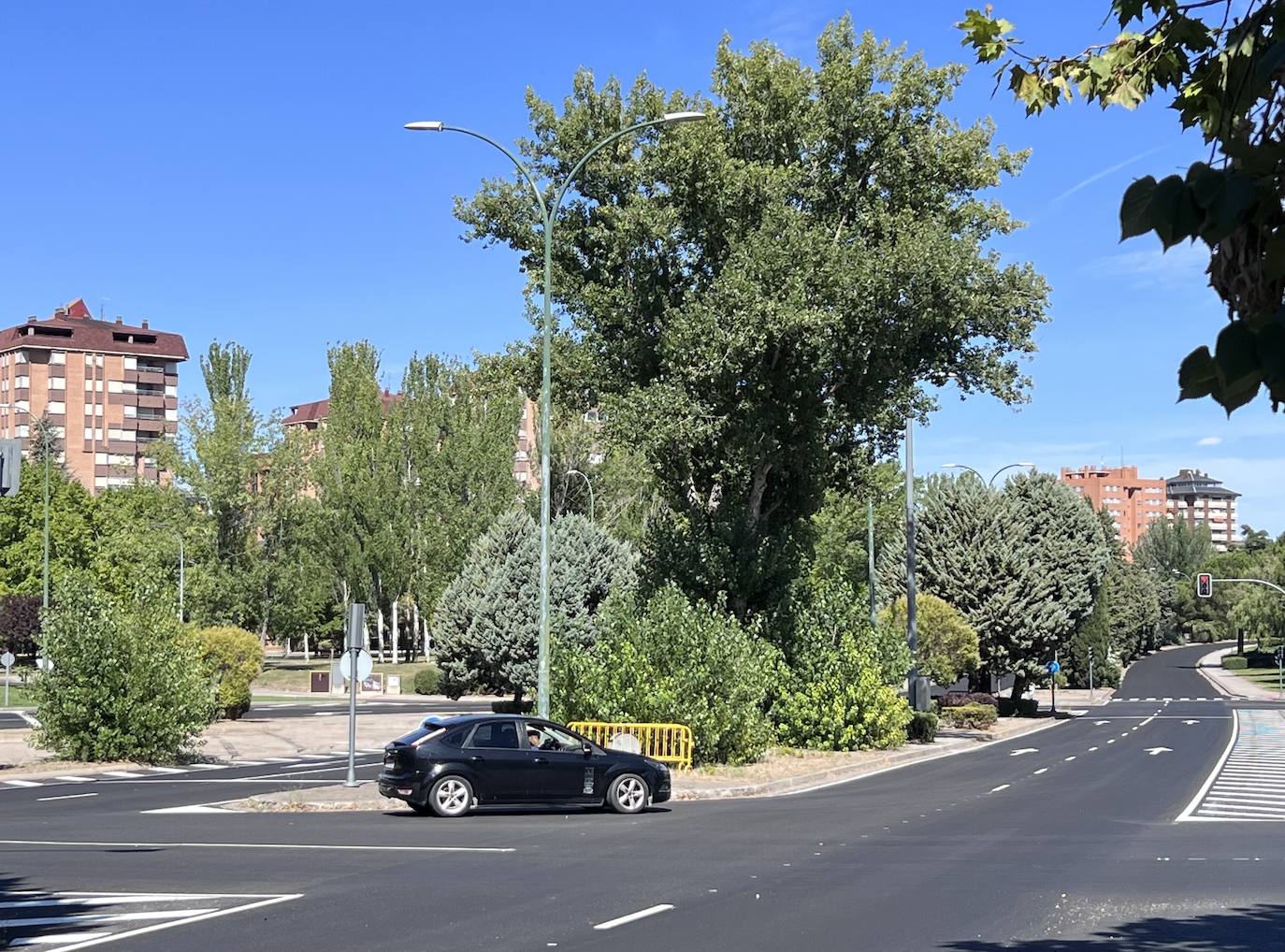 El nuevo asfalto para la etapa de La Vuelta a España en Valladolid, en imágenes