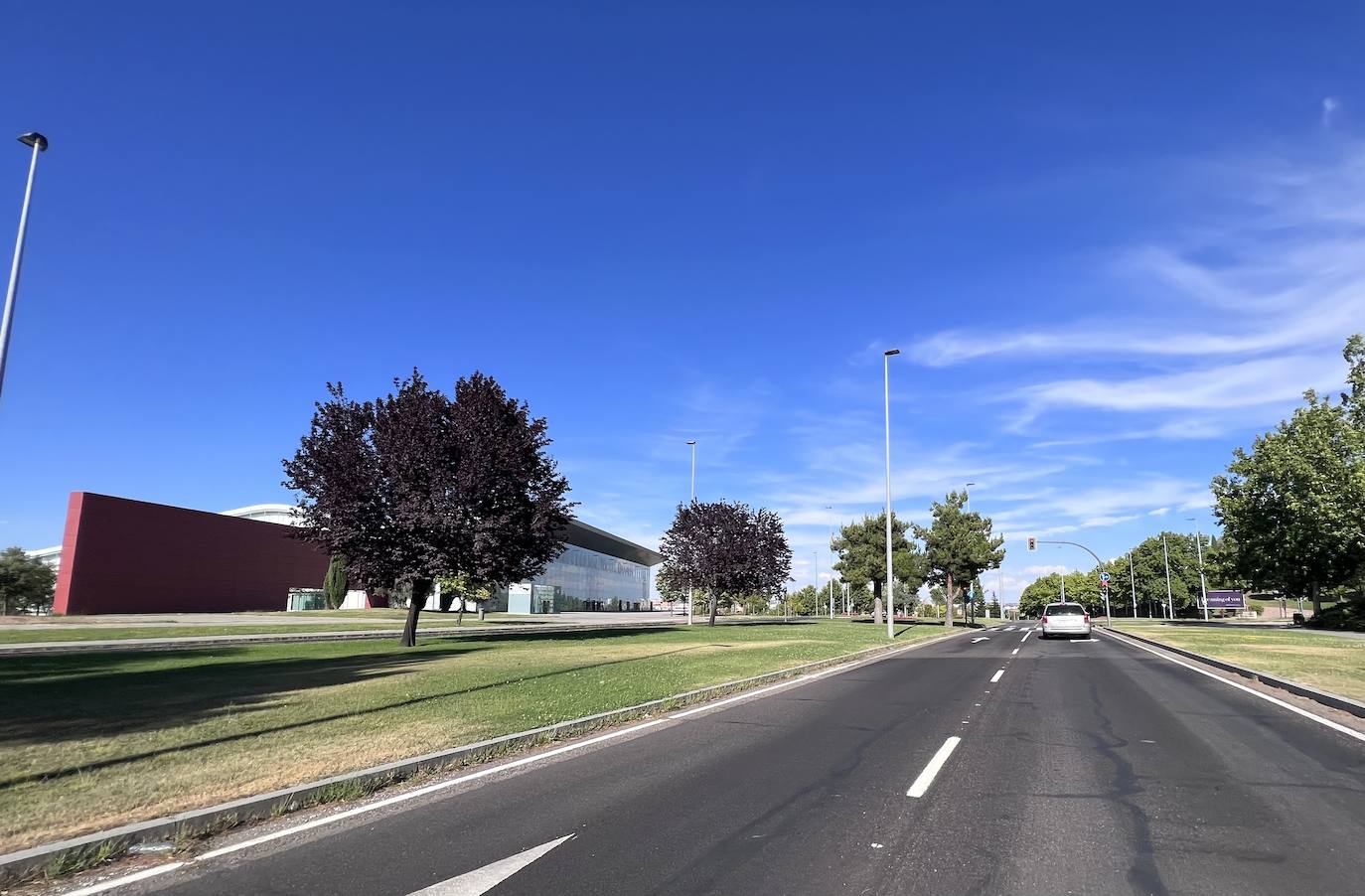 El nuevo asfalto para la etapa de La Vuelta a España en Valladolid, en imágenes