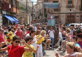 Procesión de la Virgen de la Asunción en Cantalejo