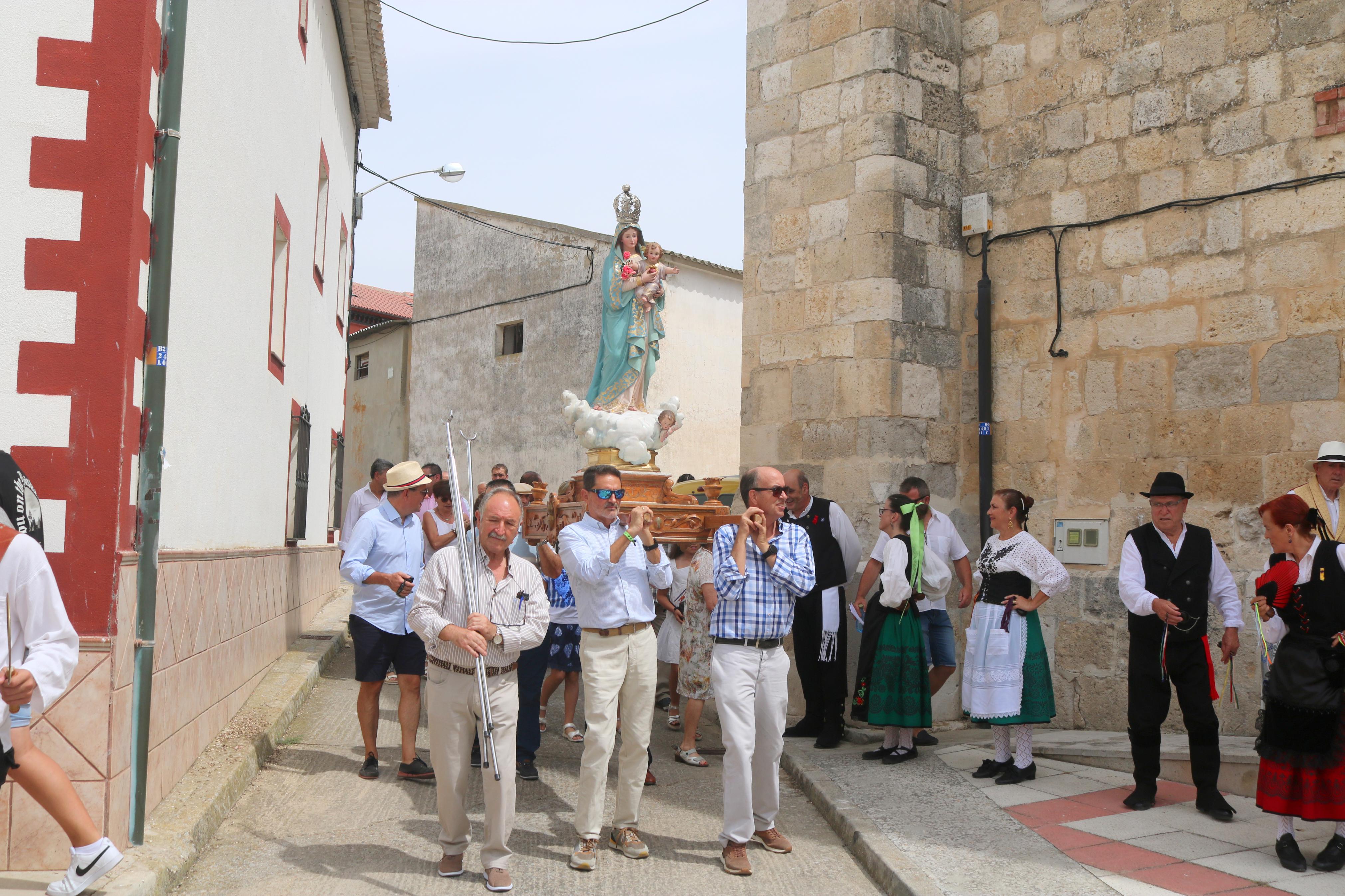 Villaconancio se rinde a la Virgen de Mediavilla