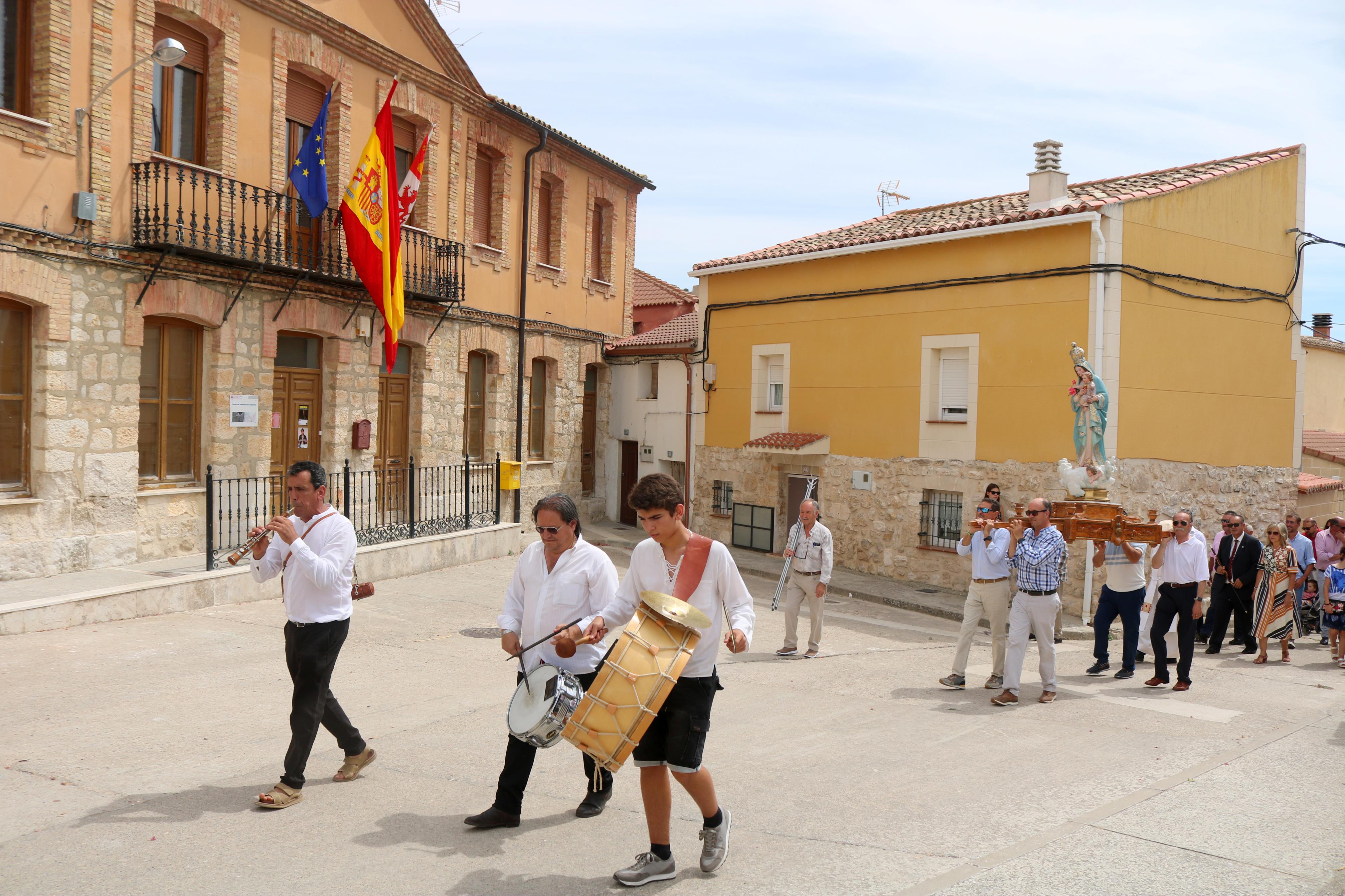 Villaconancio se rinde a la Virgen de Mediavilla