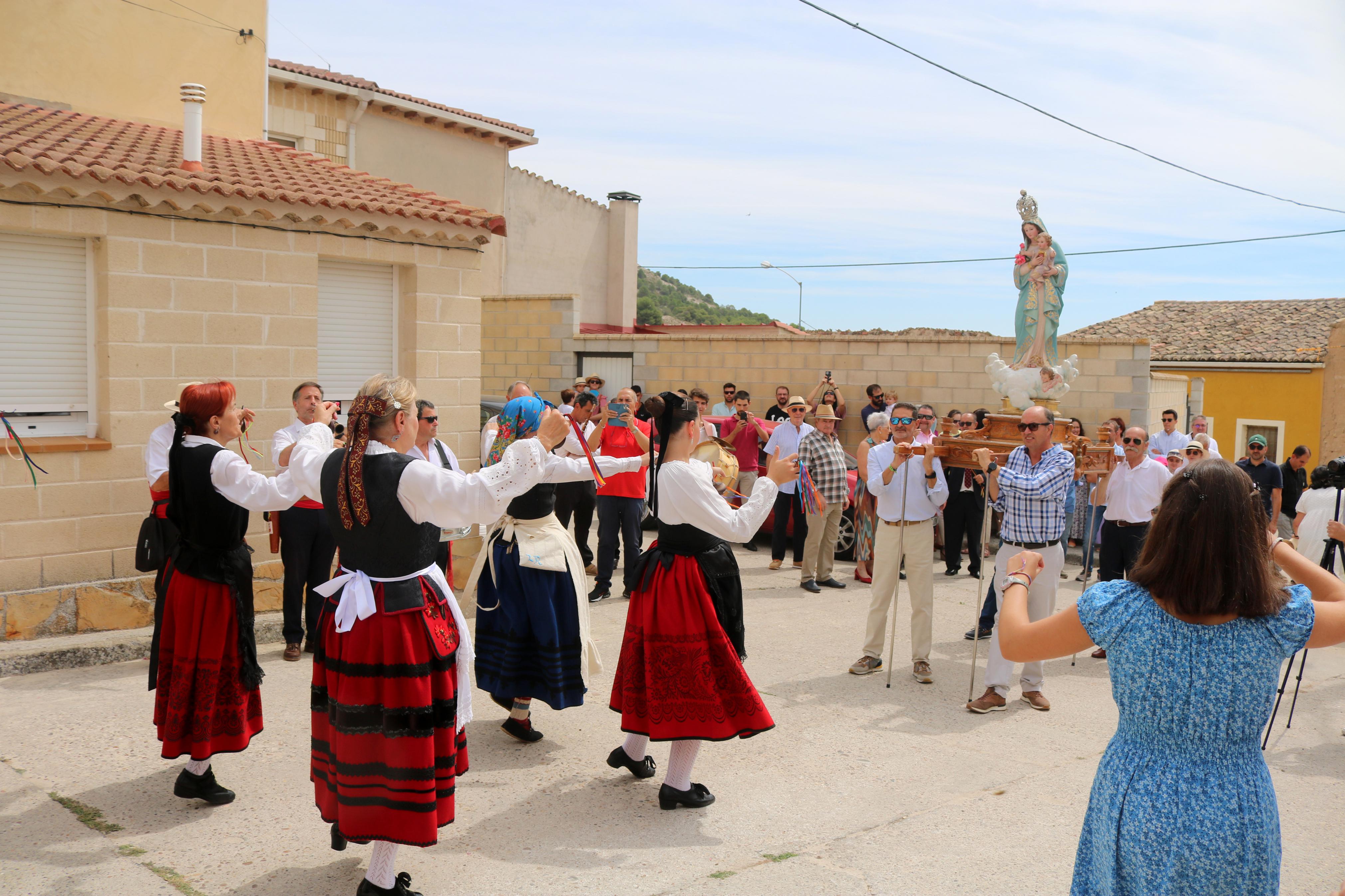 Villaconancio se rinde a la Virgen de Mediavilla