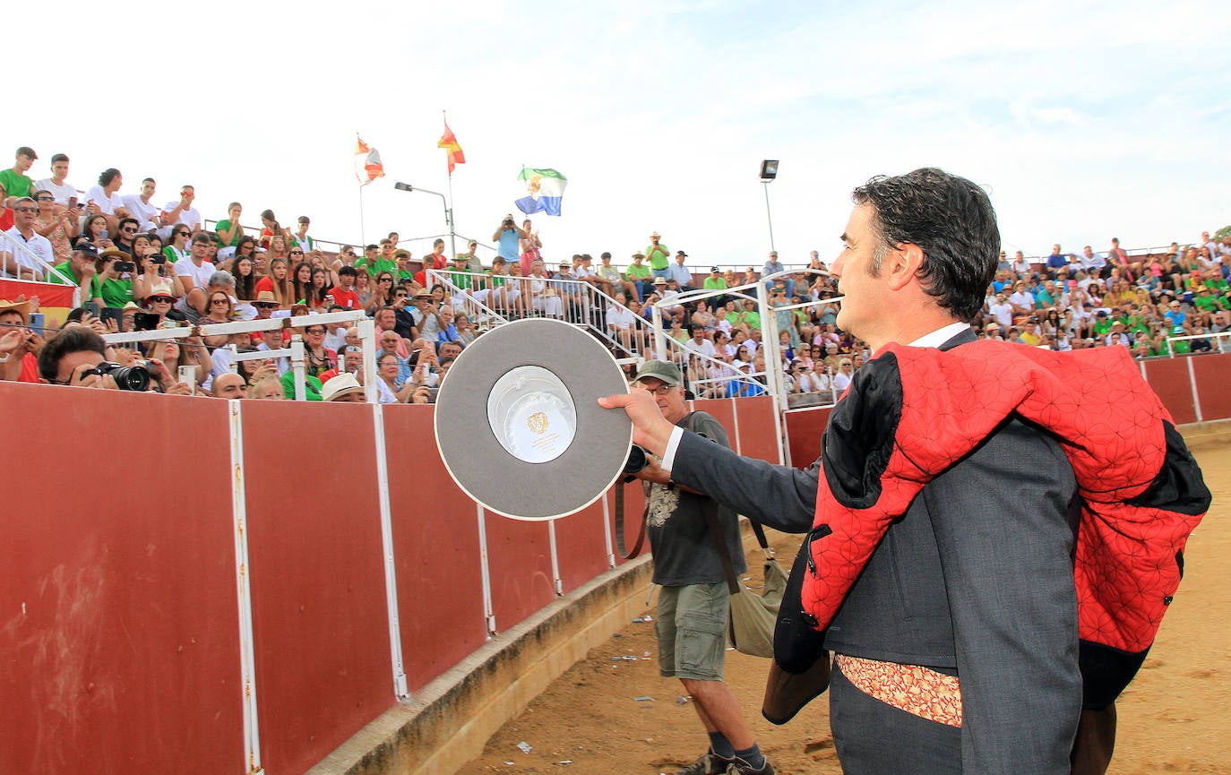 Jesulín de Ubrique reaparece en la plaza de toros de Mozoncillo