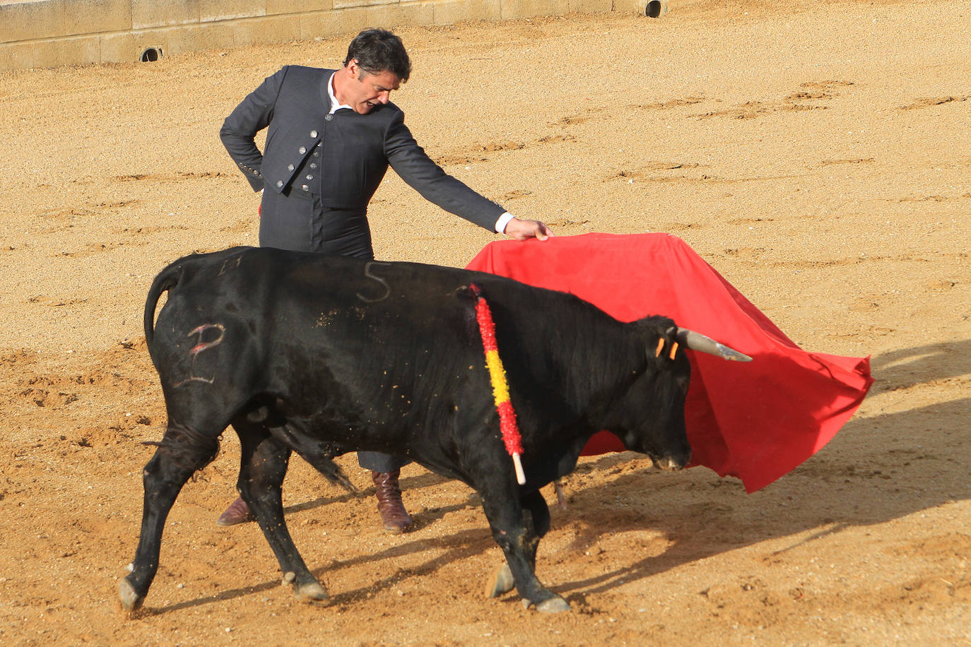 Jesulín de Ubrique reaparece en la plaza de toros de Mozoncillo