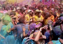 Vermú Holi en las fiestas de Cantalejo