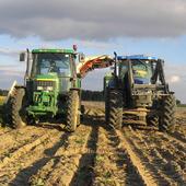 La Diputación reparte ayudas para mejorar la seguridad laboral en el campo