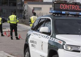 Control de la Guardia Civil en el alfoz de la capital segoviana.