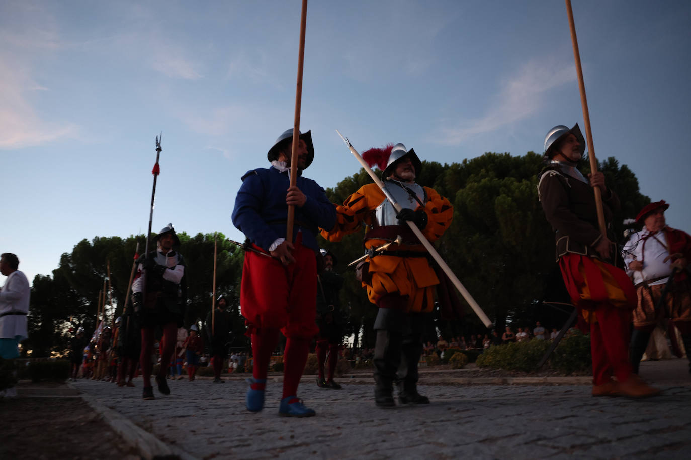 Desfile de antorchas en la Feria Renacentista de Medina del Campo
