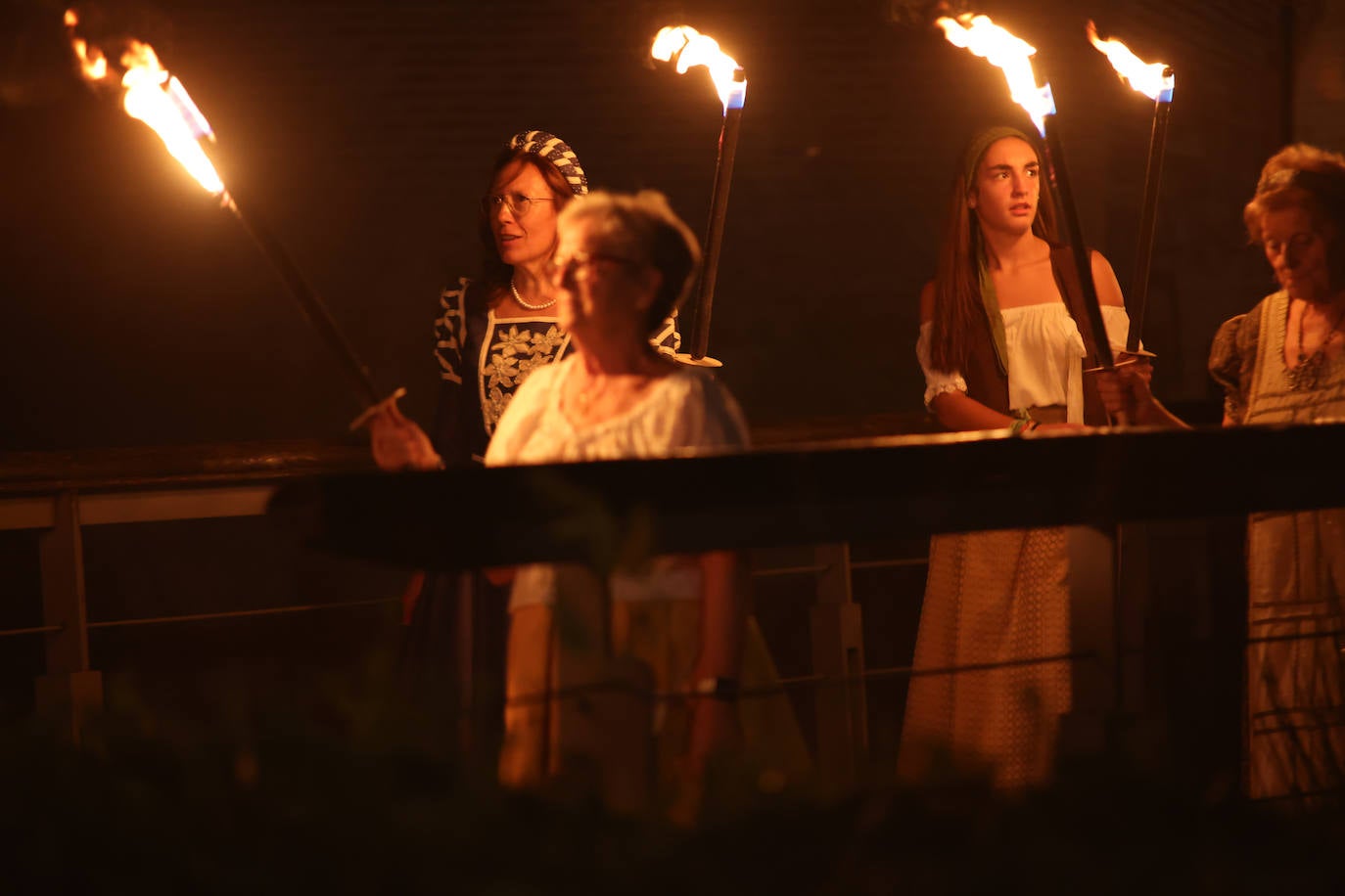 Desfile de antorchas en la Feria Renacentista de Medina del Campo