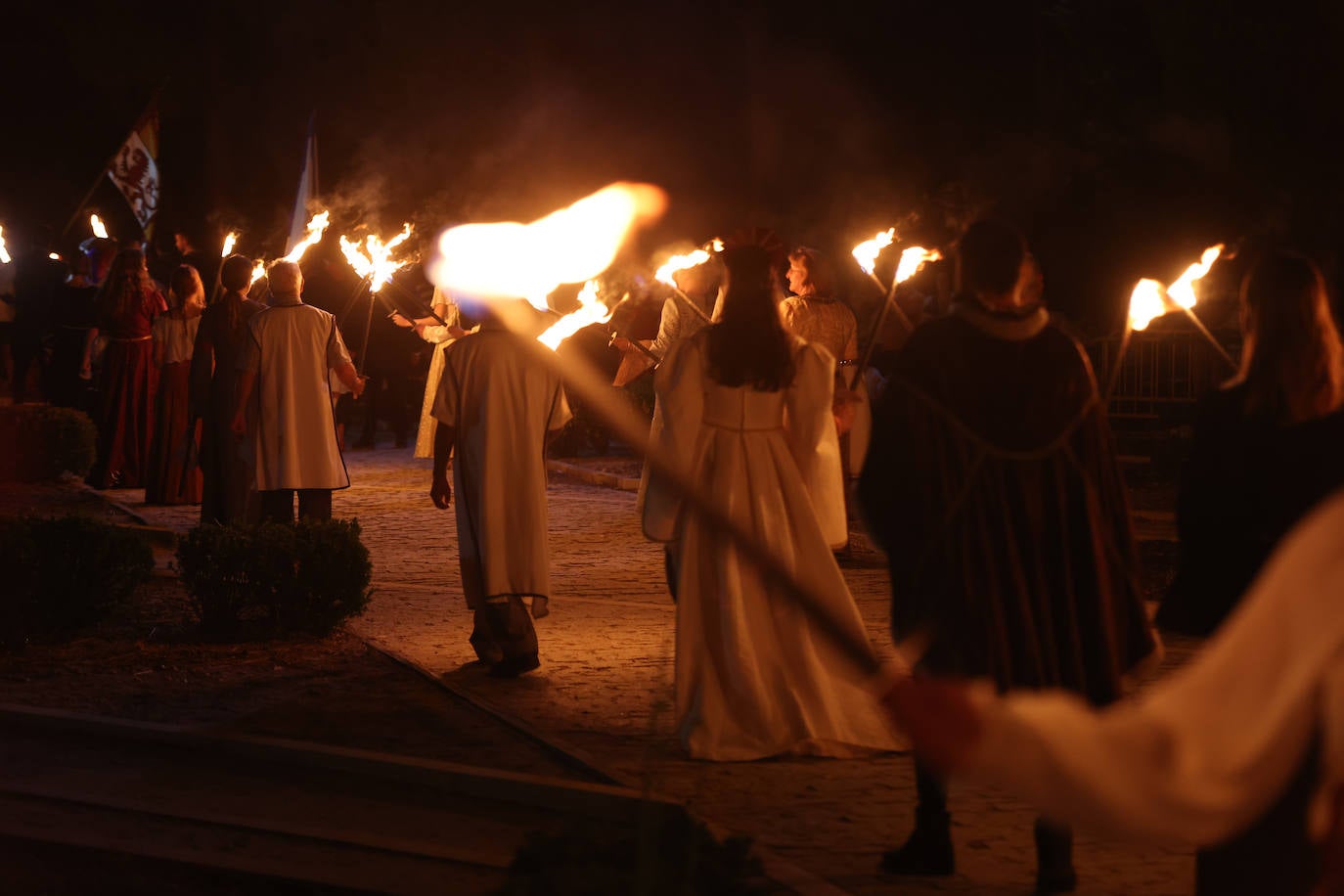 Desfile de antorchas en la Feria Renacentista de Medina del Campo