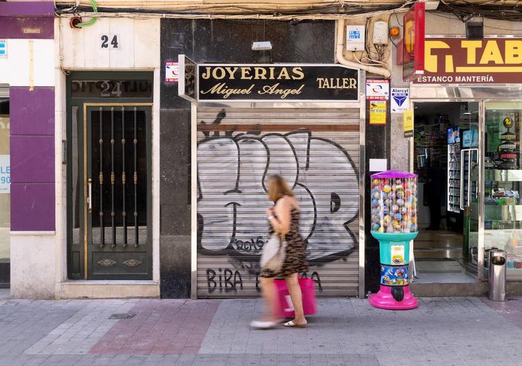 Joyería Miguel Ángel, donde tuvo lugar el atraco en la calle Mantería de Valladolid.