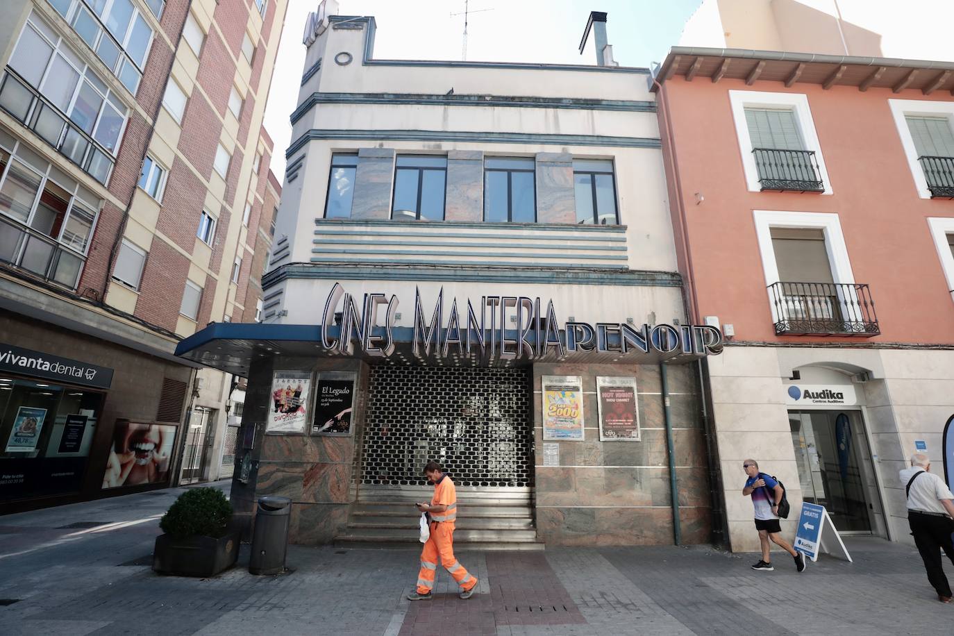 Un paseo en imágenes por la calle Mantería