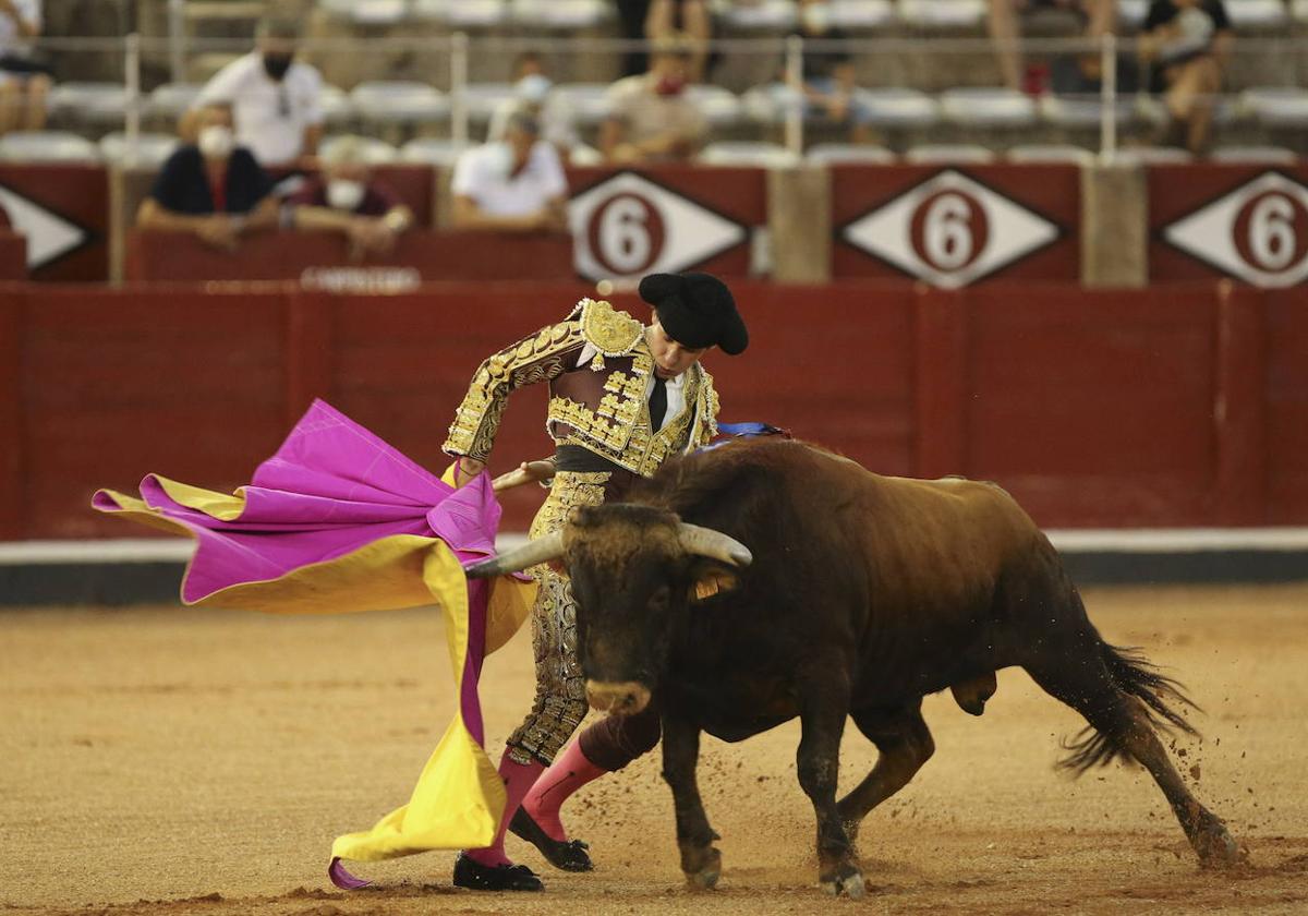 Festejo taurino en La Glorieta de Salamanca.