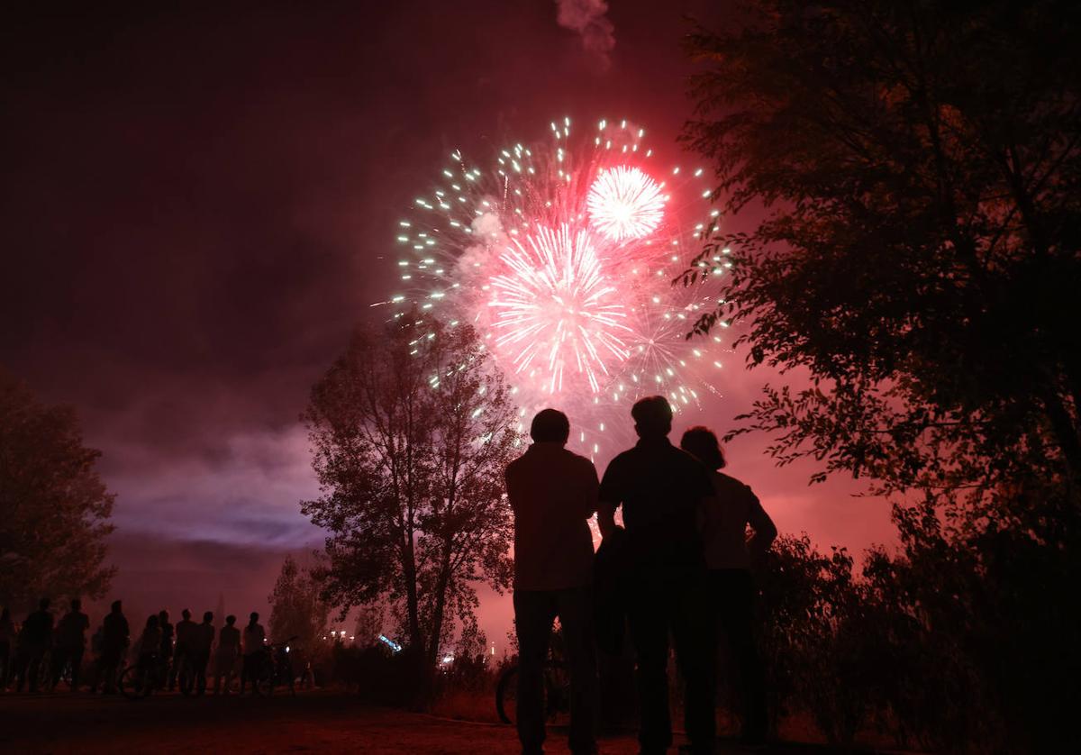 Fuegos artificiales durante las Fiestas de Valladolid.