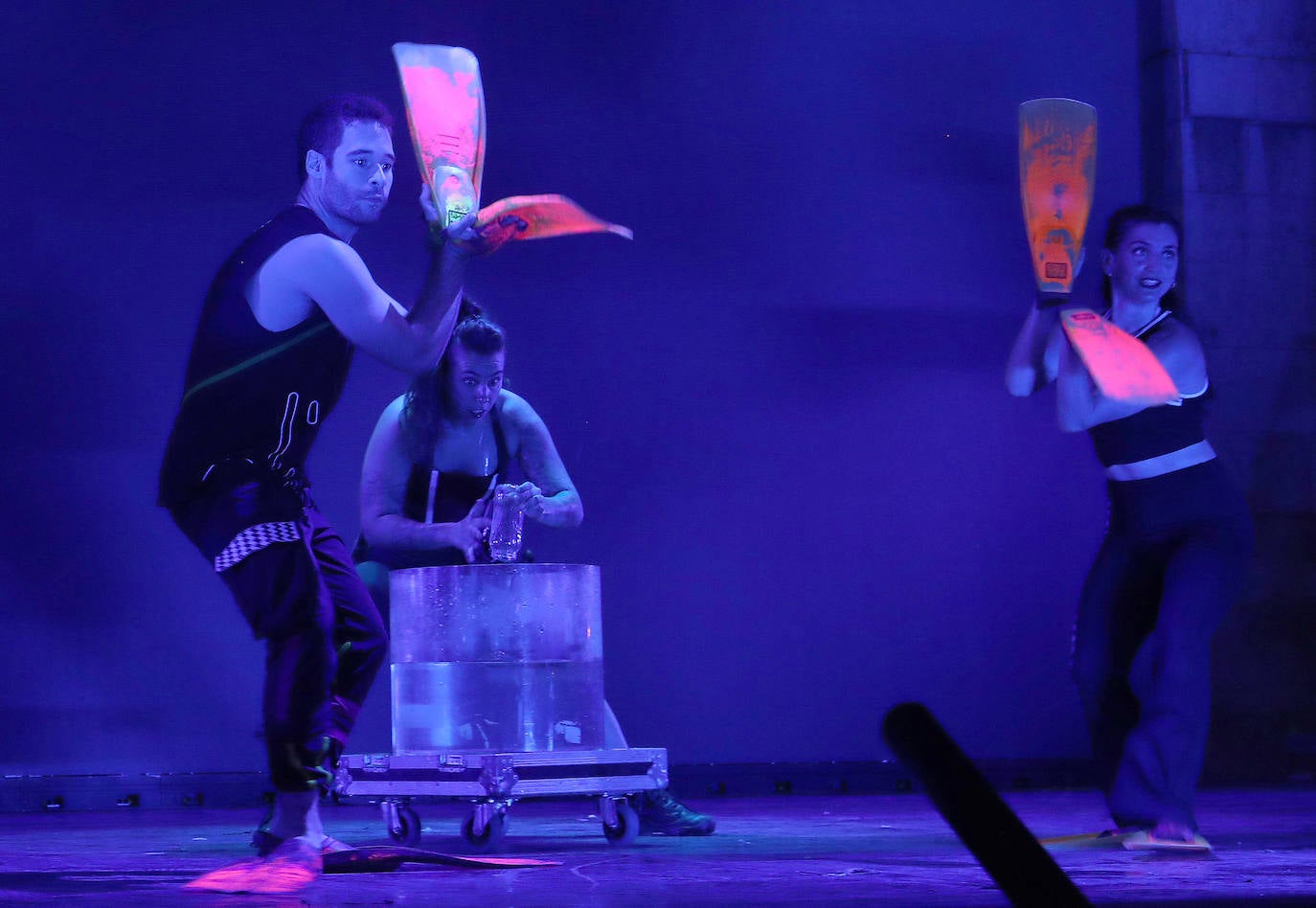 Mayumaná deja en la Plaza Mayor un cóctel de ritmo y luces