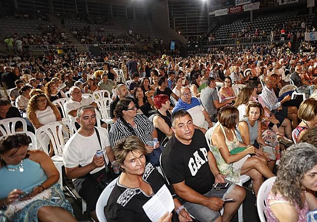 El público, en el Pabellón, en el concierto de Malikian.