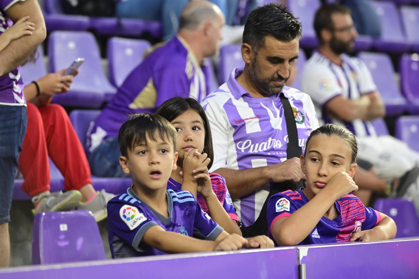 Búscate en la grada del José Zorrilla (2/4)